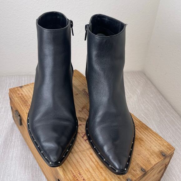 Charles by Charles David Plato Black Leather Studded Pointed Toe Ankle Boots 9.5 - Picture 2 of 10